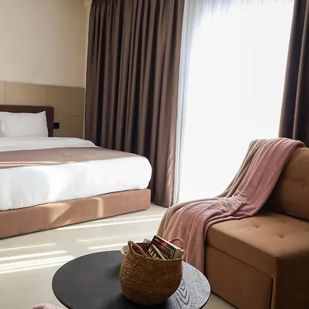 Licorne Hotel 5*