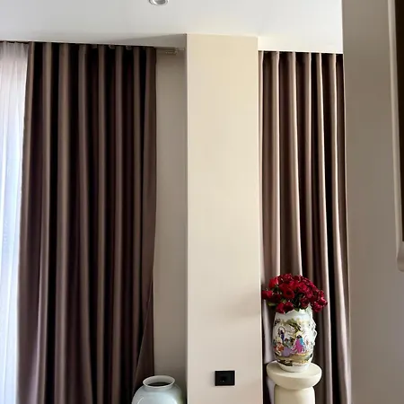 Hotel Licorne Tirana