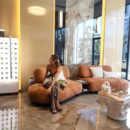 Licorne Hotel 5*